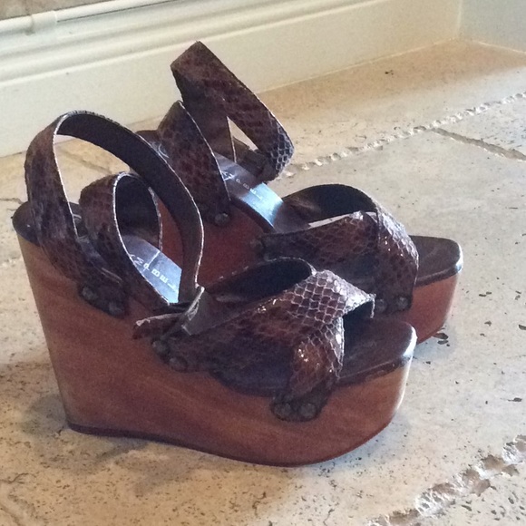Jeffrey Campbell Shoes - Jeffrey Campbell size 7